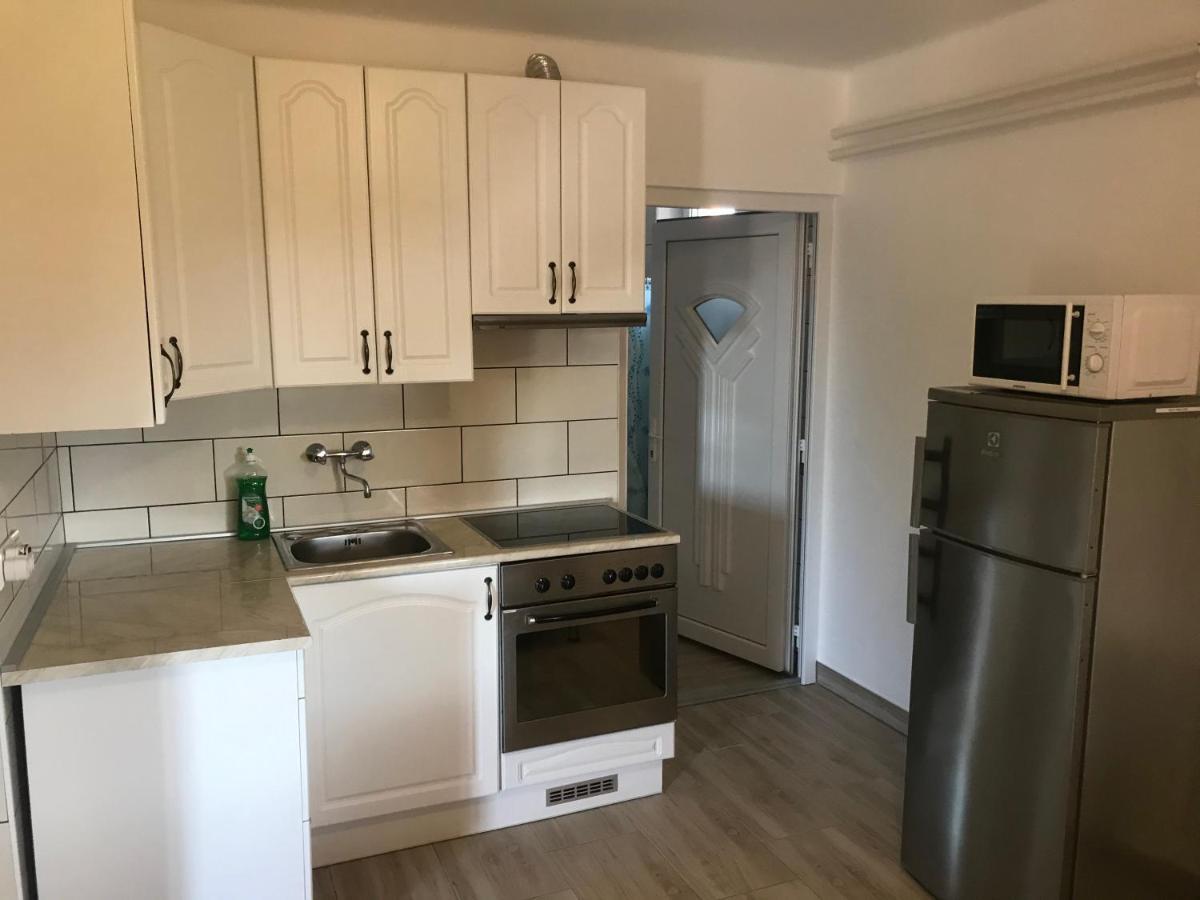 Famvarga Apartmanhaz Balatonfenyves Dış mekan fotoğraf